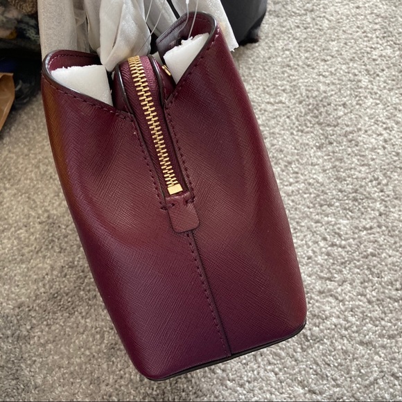 Michael Kors Savannah Small Satchel NWT crossbody - Picture 6 of 10